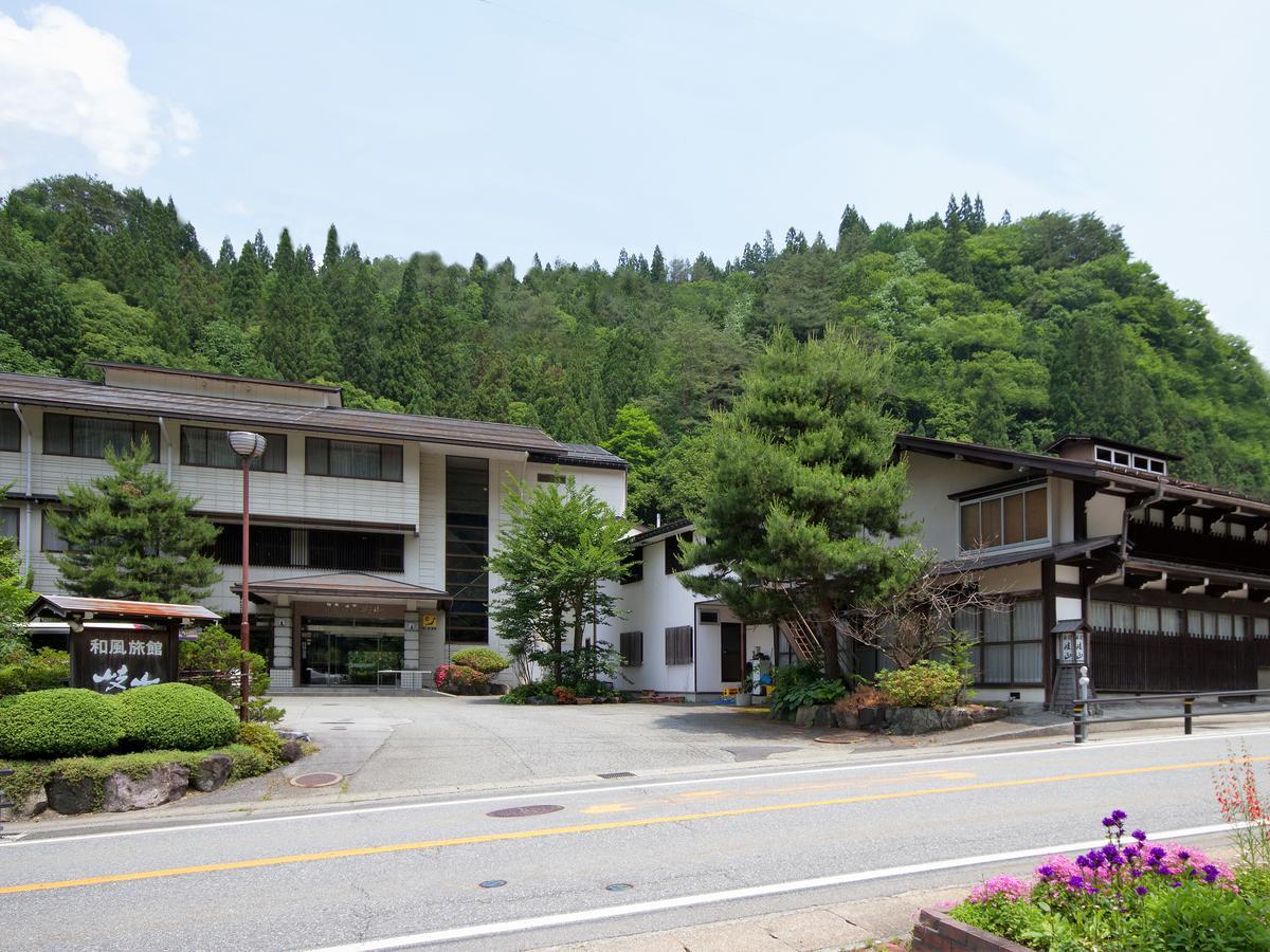 Ryokan Gizan Такаяма Екстериор снимка