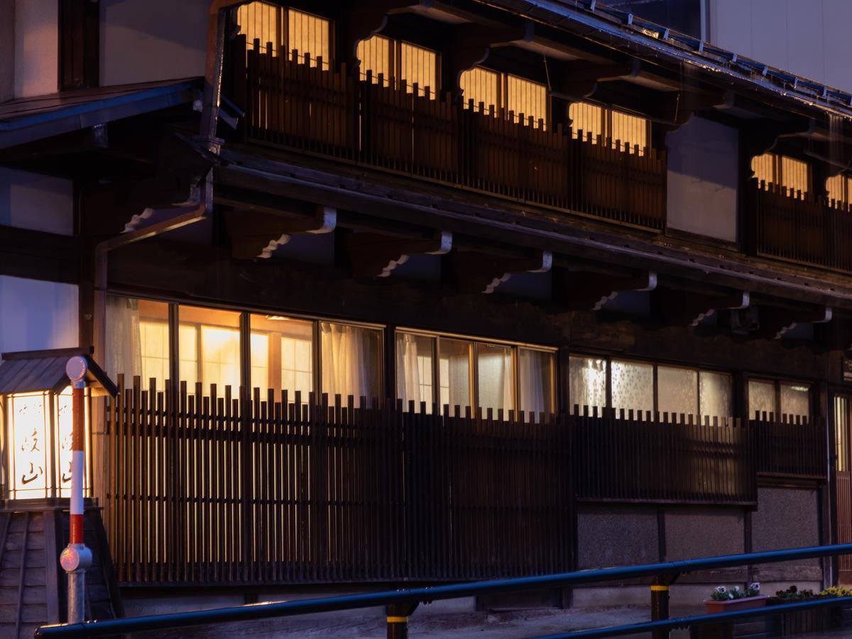 Ryokan Gizan Такаяма Екстериор снимка